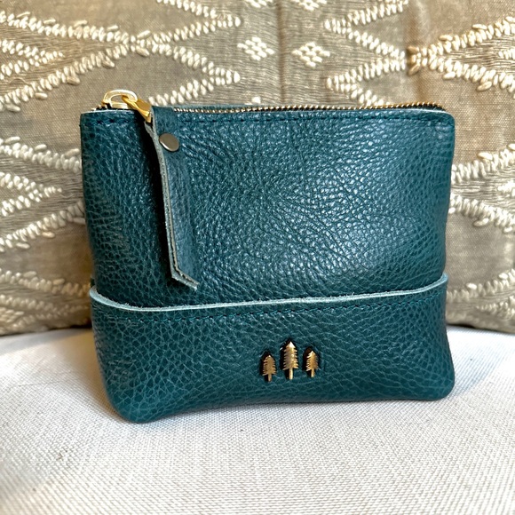 **BNNU *Premium* Small Chelsea Pouch in Lagoon from Portland Leather Goods. - Picture 2 of 7